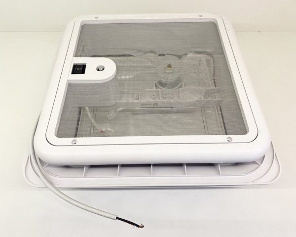 Claraboia com ventoinha (substitui Fiamma Vent) 710065 3J-V28-BR